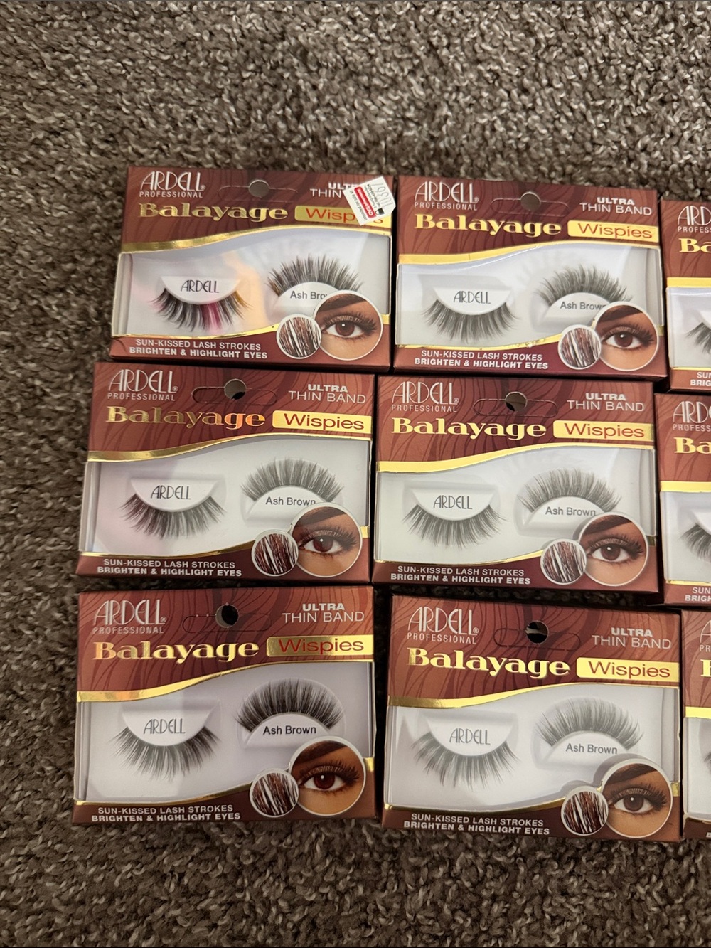 Ardell Balayage Wispies Ultra Thin Band False Eyelashes Ash Brown Set of 12 pack - Picture 3 of 4